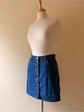 Vintage Levi’s Made in Canada Button Front Denim Mini Skirt